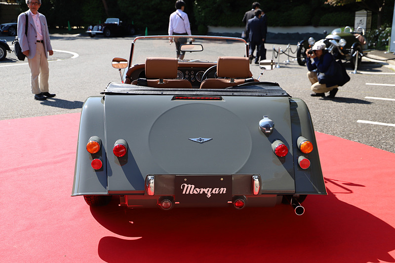 屋外に展示されていた4/4