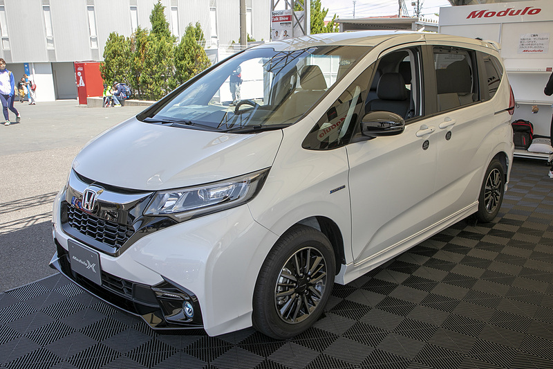 2017年12月に発売された「フリード Modulo X」
