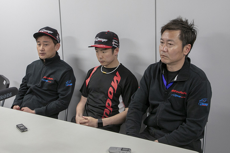 決勝後に行なわれたチームの会見