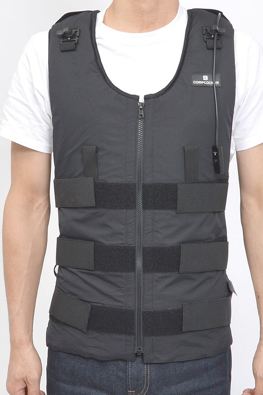 ひんやり水冷クーラーベストの製品イメージ