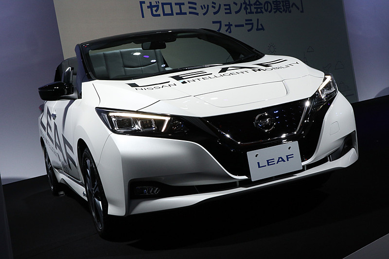 2017年10月に発売された2代目のリーフがベースとなる