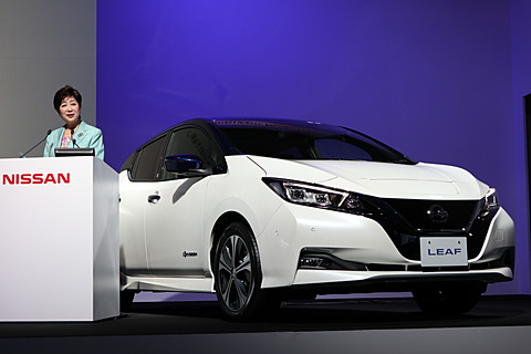 M*i様   ブルーフルーテッド リーフ オープン 日産リーフAUTECH」仕様変更 2トーンの新色も追加設定 【ニュース