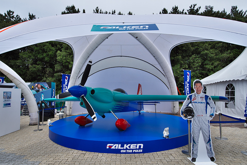 イベント広場や会場の様子