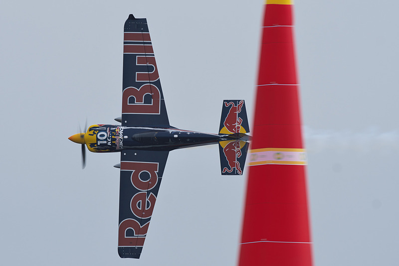 カービー・チャンブリス選手（ゼッケン10）