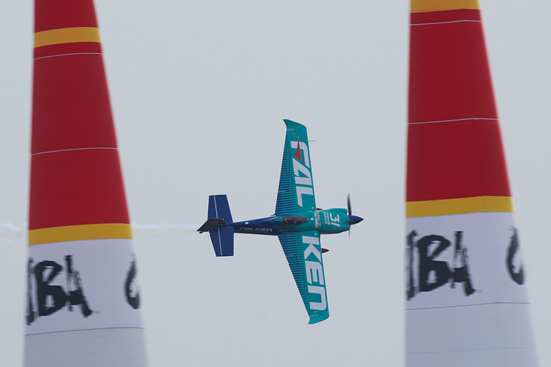 室屋義秀選手（ゼッケン31）