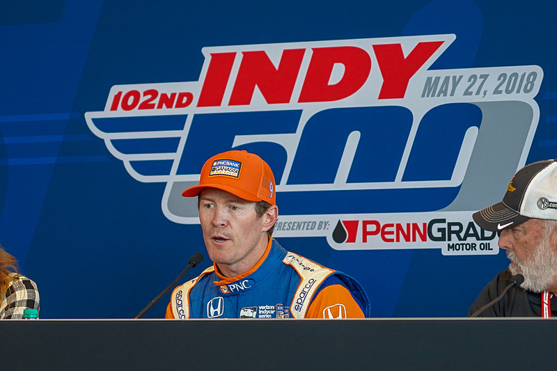 映画「Born Racer」の記者会見に臨む、スコット・ディクソン選手