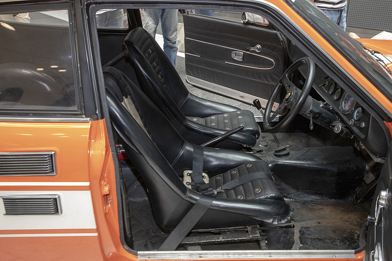 室内の様子。日産純正のバケットシートもかなり程度がいい