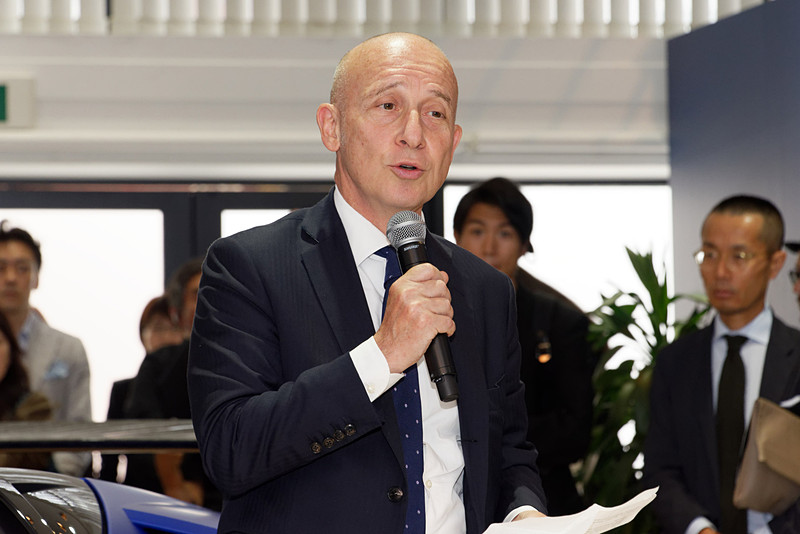 イタリア駐日大使のジョルジョ・スタラーチェ氏がゲストとして登壇。「ランボルギーニは日本市場において高い存在感を示しており、ワールドワイドでも成長し続けている。今後もますますの発展を」とコメントした