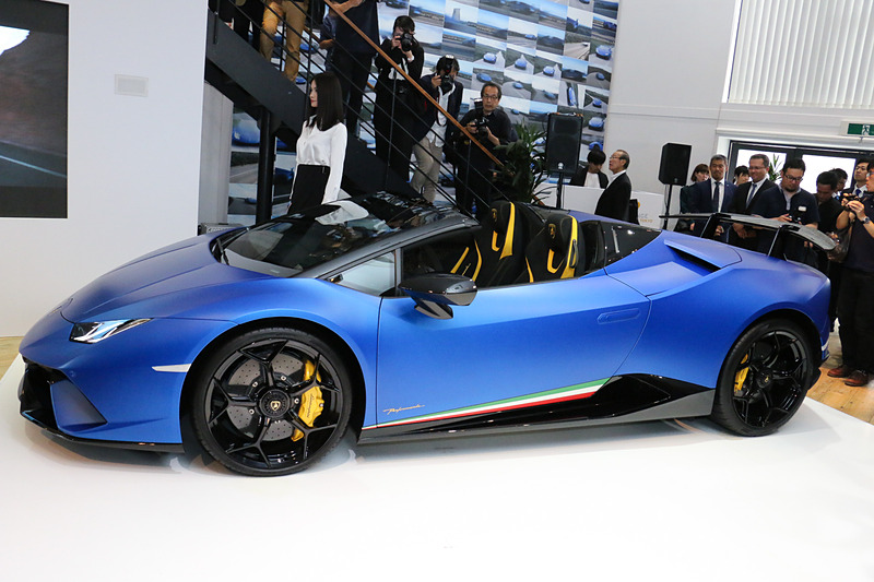 ウラカン ペルフォルマンテ スパイダー