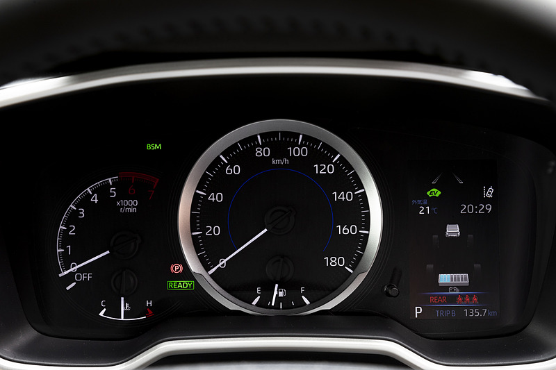 レブリミットやOFFポジションの有無がガソリン車との違い