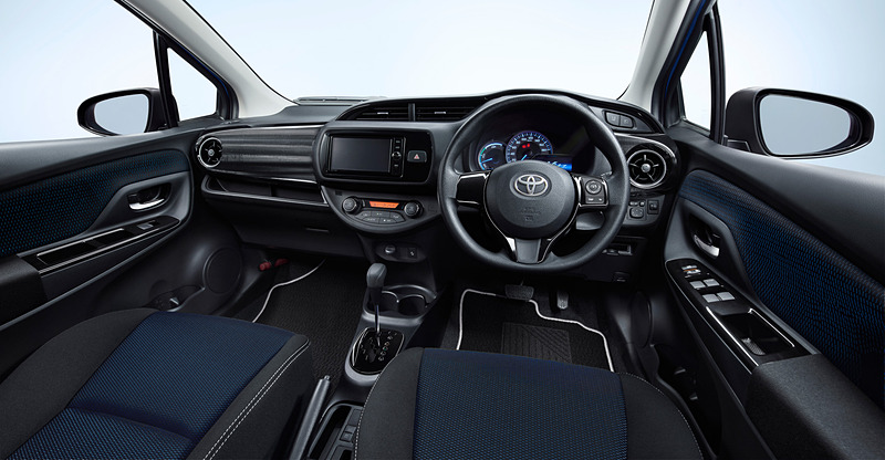 HYBRID F“Safety Edition II”のインテリア