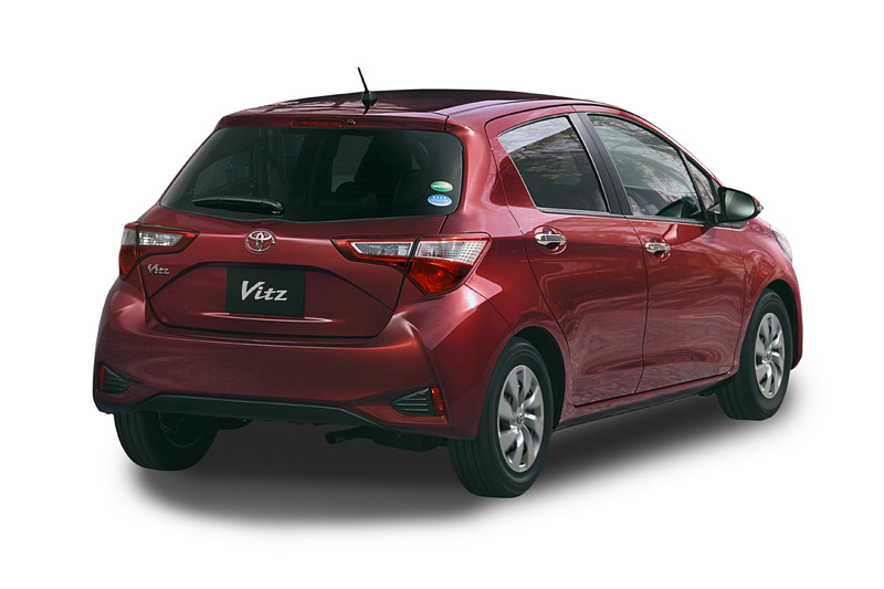 F“Amie”＜1.3リッター、2WD＞（ダークレッドマイカメタリック）