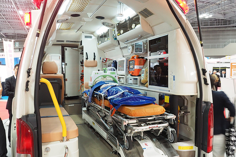 トヨタの高規格救急車「ハイメディック」