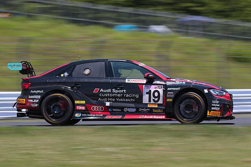 ST-TCRクラス3位の19号車「BRP★Audi Mie RS3 LMS」