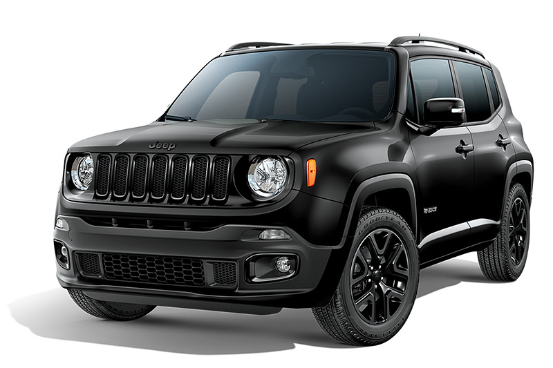 レネゲード ナイトイーグル。ボディカラーは「カーボンブラックメタリック」で、販売台数は100台