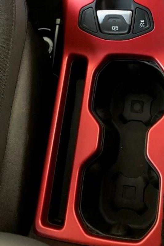 全モデルでセンターコンソールのデザインを変更