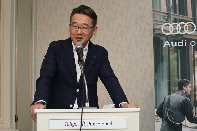 質疑応答で「『アウディ版のレンタカー』と言えるビジネスに確立していきたい」と意気込みを語る斎藤氏