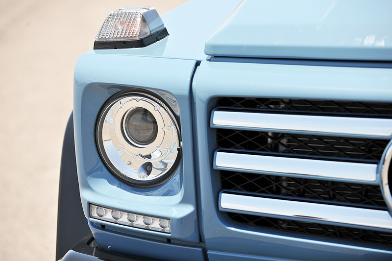 エクステリアでは「ブラックペイント18インチ5ツインスポークアルミホイール」（タイヤはブリヂストン「DUELER H/P」。サイズはP265/60 R18）に加え、随所にオブシディアンブラックのアクセントを与える「ナイトパッケージ」を特別装備