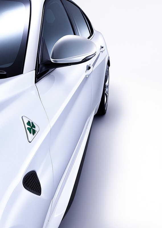 マットシルバー仕上げサイドミラーカバー