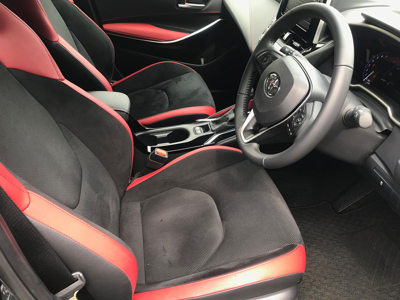 カローラ ハッチバック プロトタイプのシート