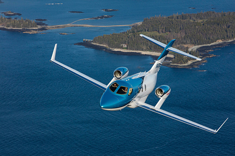 ホンダ、日本で「HondaJet Elite」の受注を開始 - Car Watch