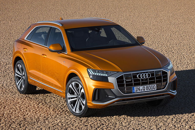 世界初公開されたアウディの大型SUV「Q8」
