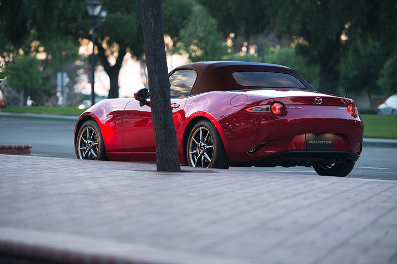 ロードスターの特別仕様車「Caramel Top（キャラメル・トップ）」