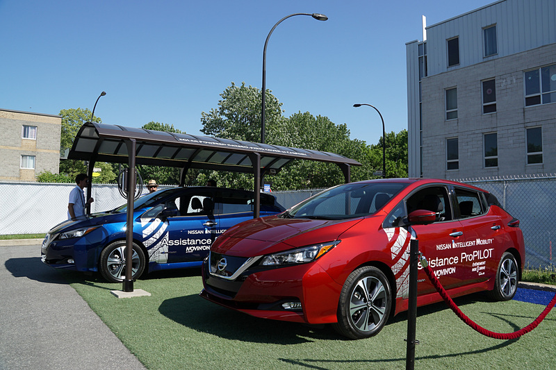 日産自動車、BMW、テスラなどの電動化車両に試乗できるコーナー