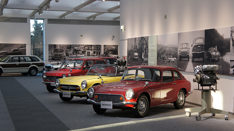 ホンダコレクションホールに展示される4輪車