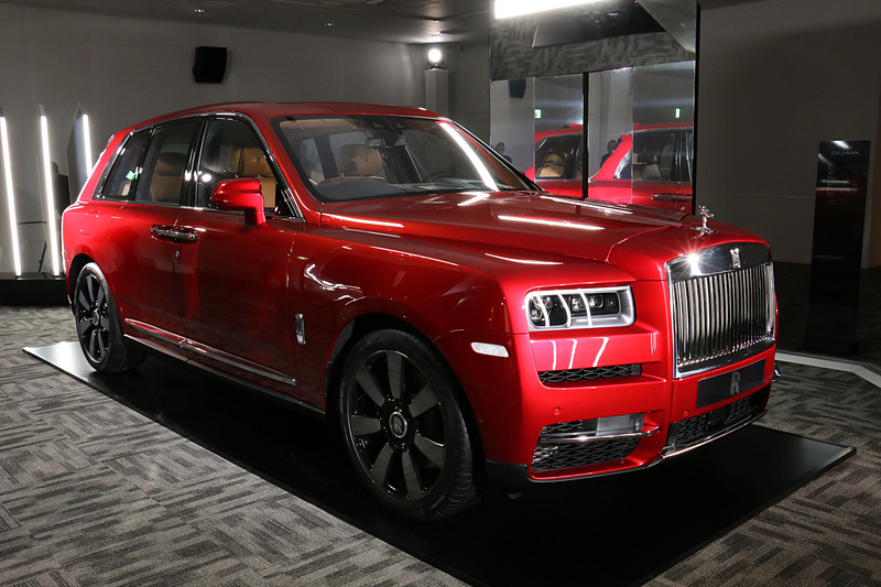 5人乗り仕様の「ラウンジ・シート」を装着するカリナン