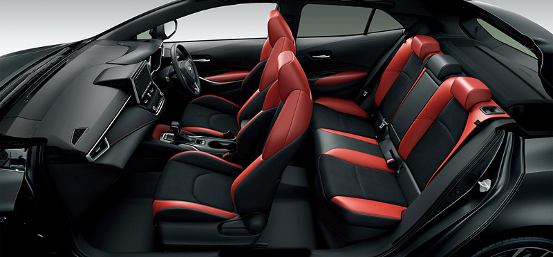 HYBRID G“Z”（内装色：センシャルレッド）