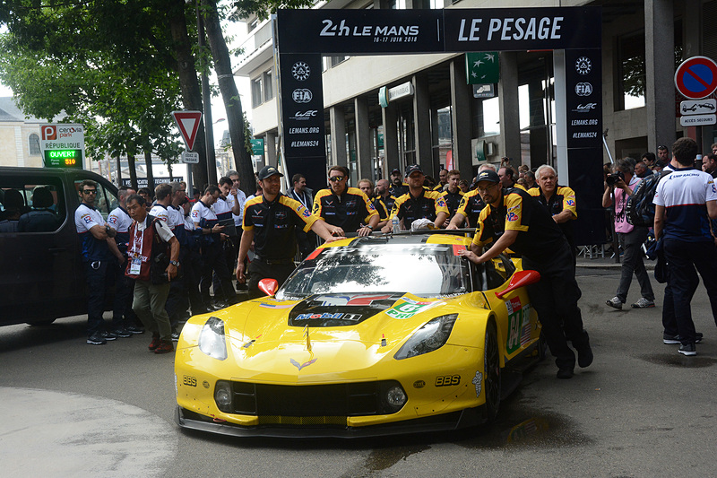 LMGTE-Proクラス 64号車のシボレー コルベット C7.R（CORVETTE RACING-GM）