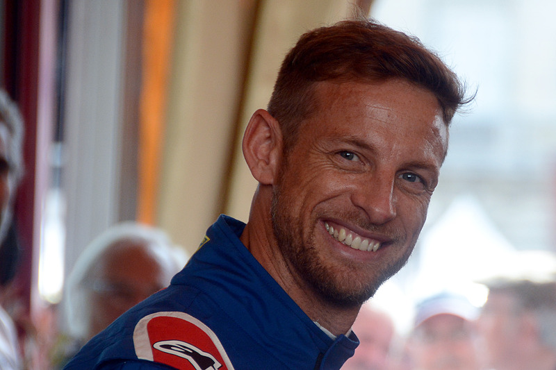 LMP1クラス 11号車 BR Engineering BR1-AER（SMP RACING）のドライバーを務めるジェンソン・バトン選手