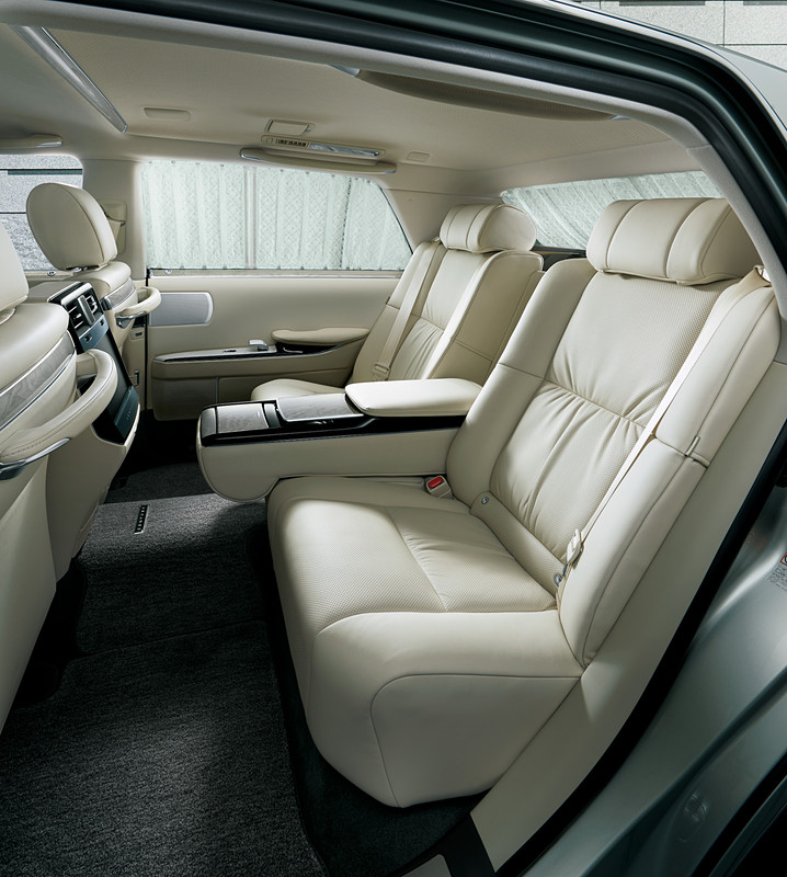 後席には11.6インチのリアシートエンターテインメントシステムが備わる