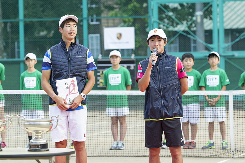 準優勝の乾祐一郎選手と野口莉央選手のスピーチ
