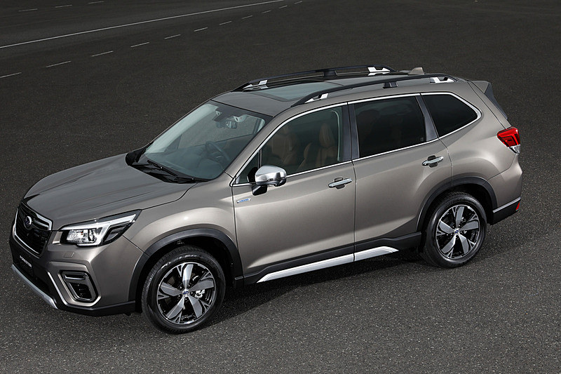 新型フォレスターで「e-BOXER」を搭載する「Advance」（プロトタイプ）