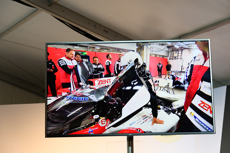 友山氏も富士スピードウェイで試乗