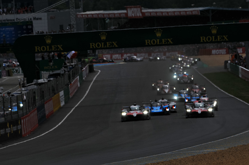 ル・マン24時間レースのスタート
