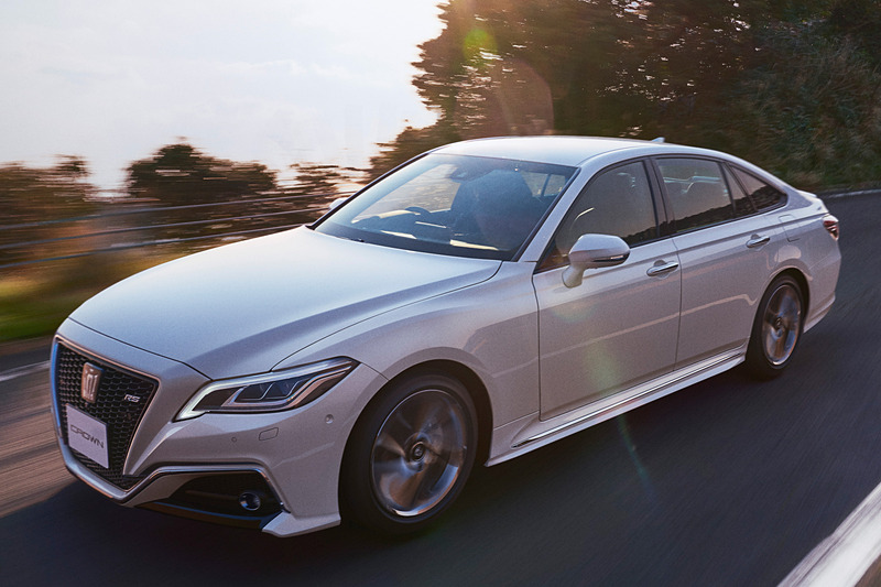 新型クラウンの走行イメージ