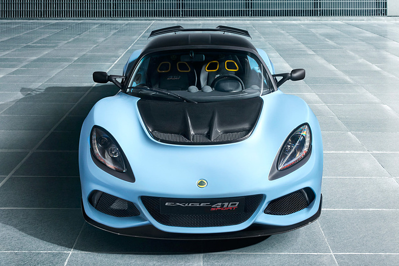 ボディサイズは4080×1800×1130mm（全長×全幅×全高）、ホイールベースは2370mm。最高出力306kW（416PS）/7000rpm、最大トルク410N･m（41.8kgf･m）/2500-7000rpmを発生するV型6気筒DOHC 3.5リッタースーパーチャージャー「2GR-FE」型エンジンをキャビン後方に搭載