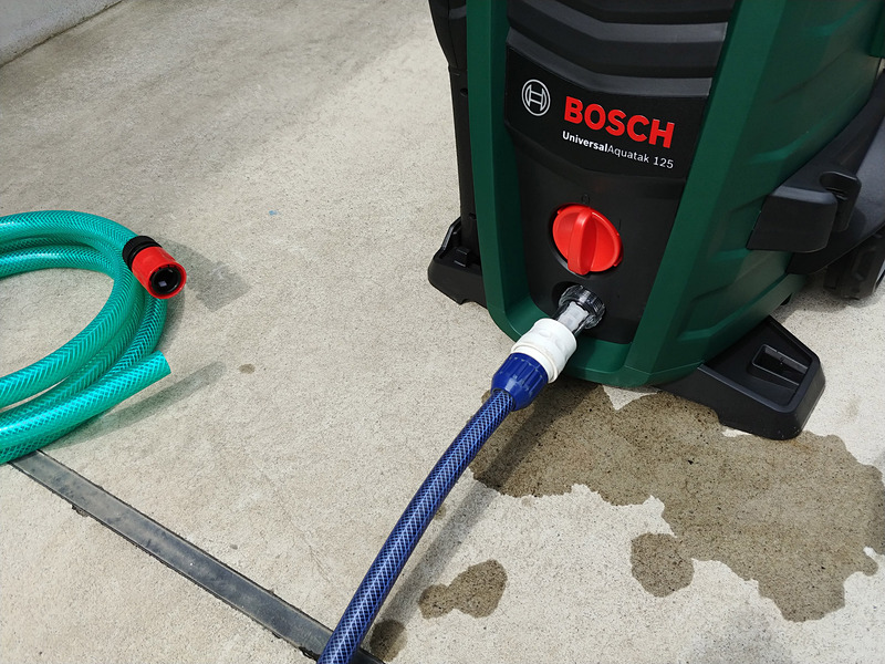 本体側は普段使っているホースリールの継ぎ手をそのまま使うこともできた