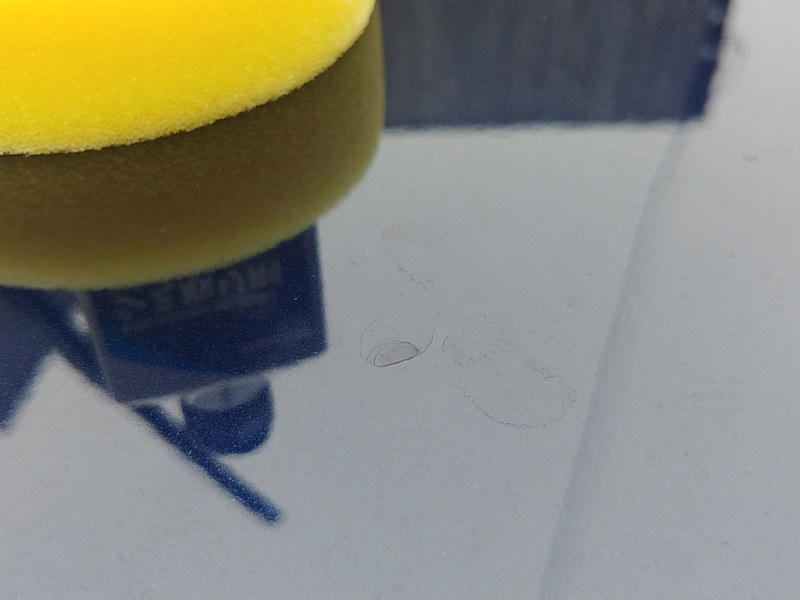 このようなシミがあちこちにある