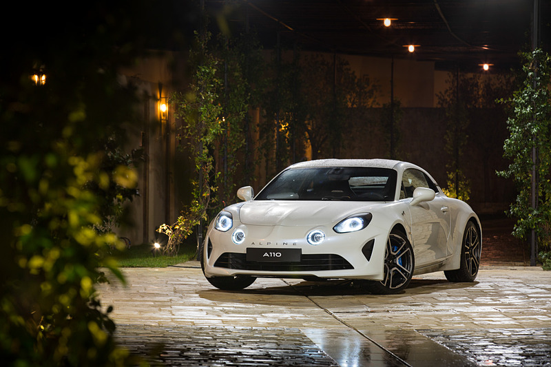 ミッドシップスポーツモデル新型「A110」を日本本格導入