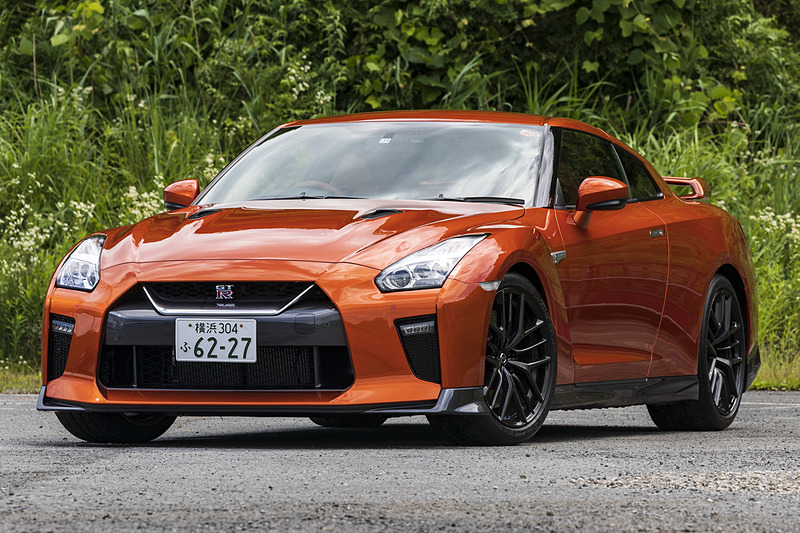 今回試乗した日産自動車「GT-R」のボディサイズは4710×1895×1370mm（全長×全幅×全高）。ホイールベースは2780mm