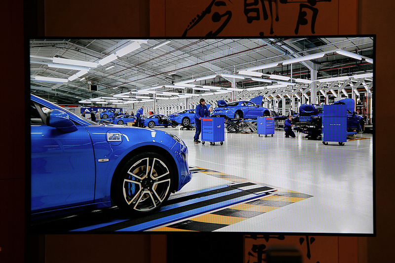 新型アルピーヌ A110はフランスのディエップにあるアルピーヌの工場で製造される