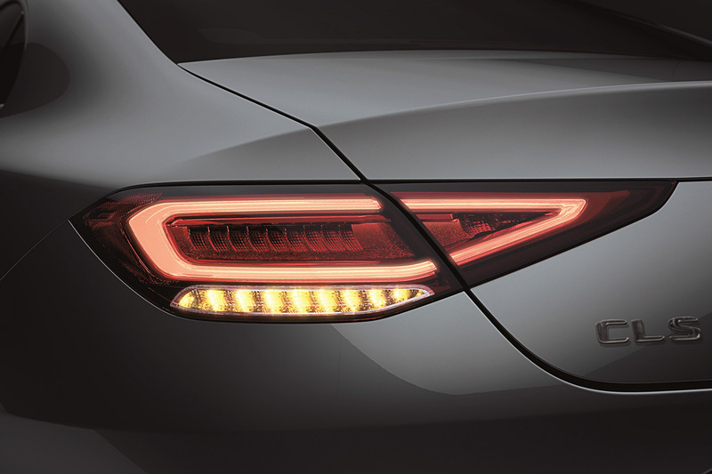 メルセデス・ベンツの新しいデザイン語法を初採用した新型CLS