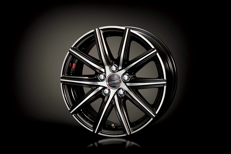 15インチアルミホイールセット「KYOHO SMACK VANISH」：5万6000円/台（税別）