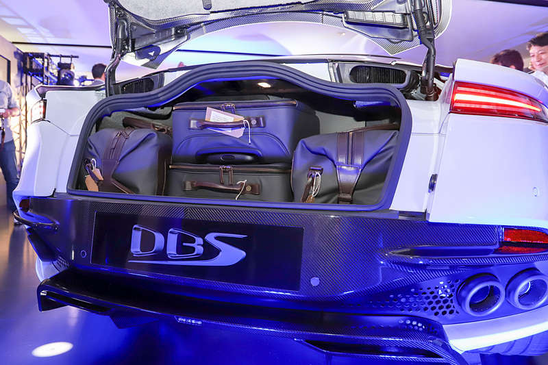 ラゲッジルーム