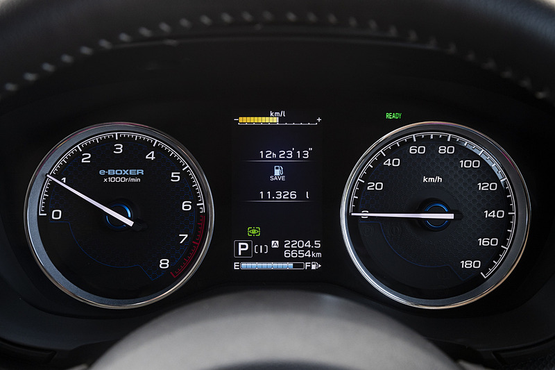 「e-BOXER」を採用する「Advance」