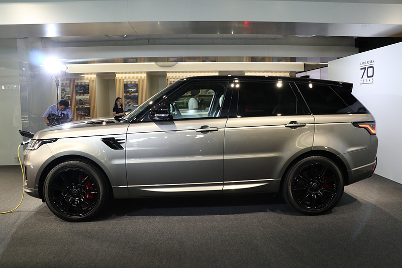 グレードは「AUTOBIOGRAPHY DYNAMIC」